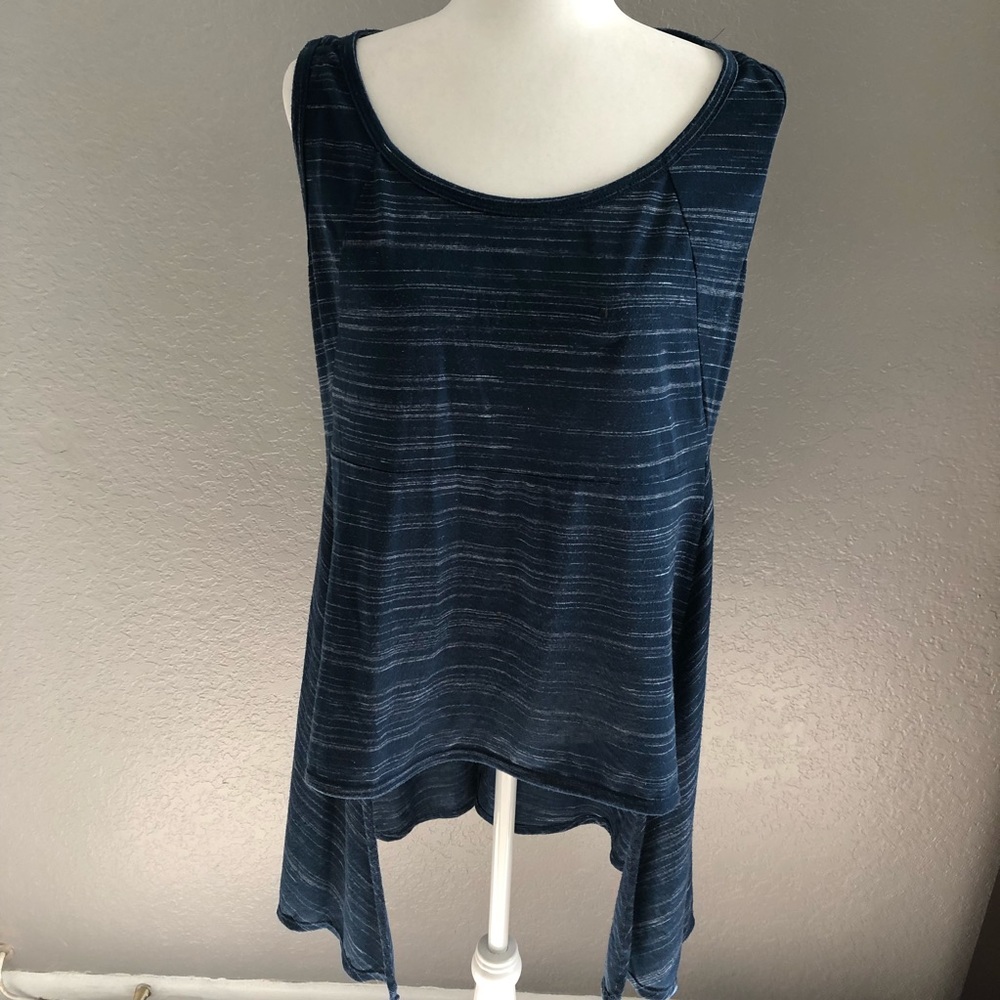 Speckle Hi-Lo Tank Top - Picture 3 of 5